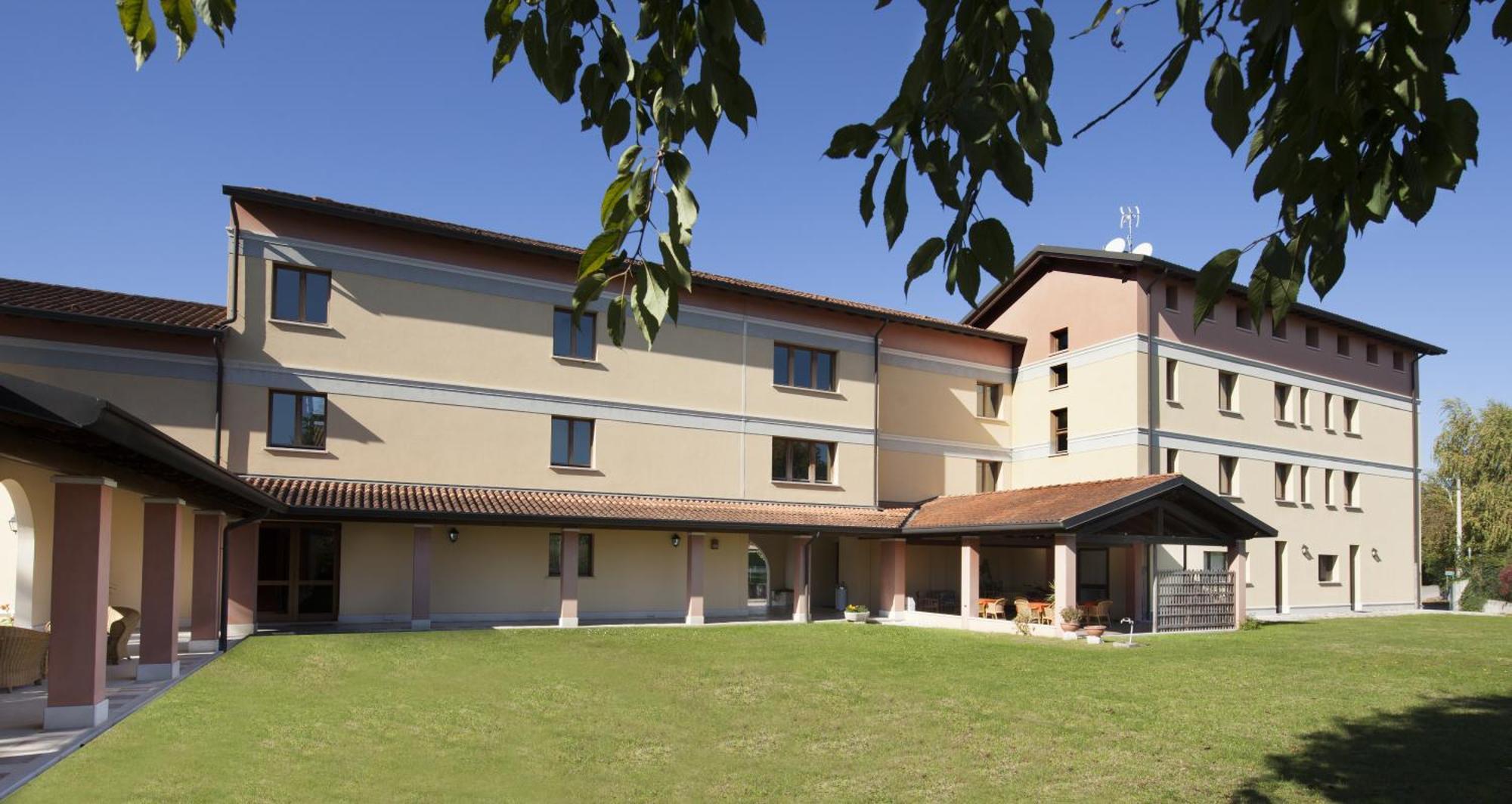 Hotel Naonis 코르데논스 외부 사진