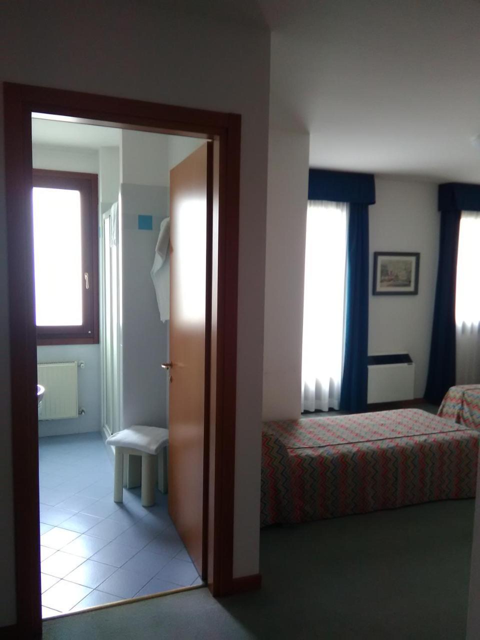 Hotel Naonis 코르데논스 외부 사진